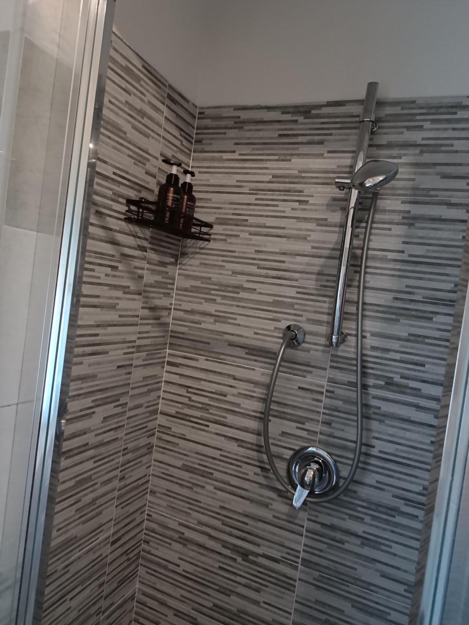 Ale'S House Apartment Монсерато Екстериор снимка
